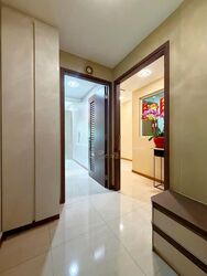 1 Canberra (D27), Condominium #554540431